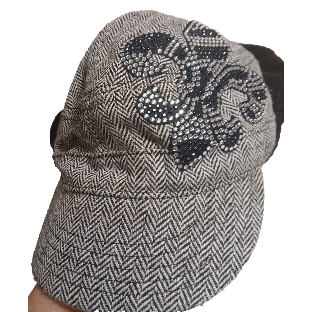 Black & White Wool Houndstooth Newsboy Hat With Rhinestone Blinged Fleur De Lis
